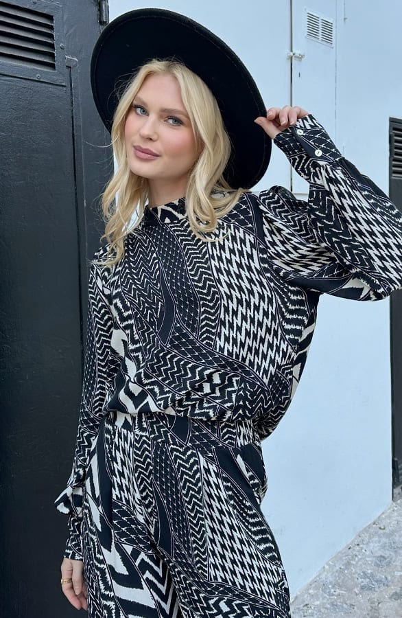 Blouse Long Sleeve Lilly Zwart Wit Print – shoparchief — foto 2