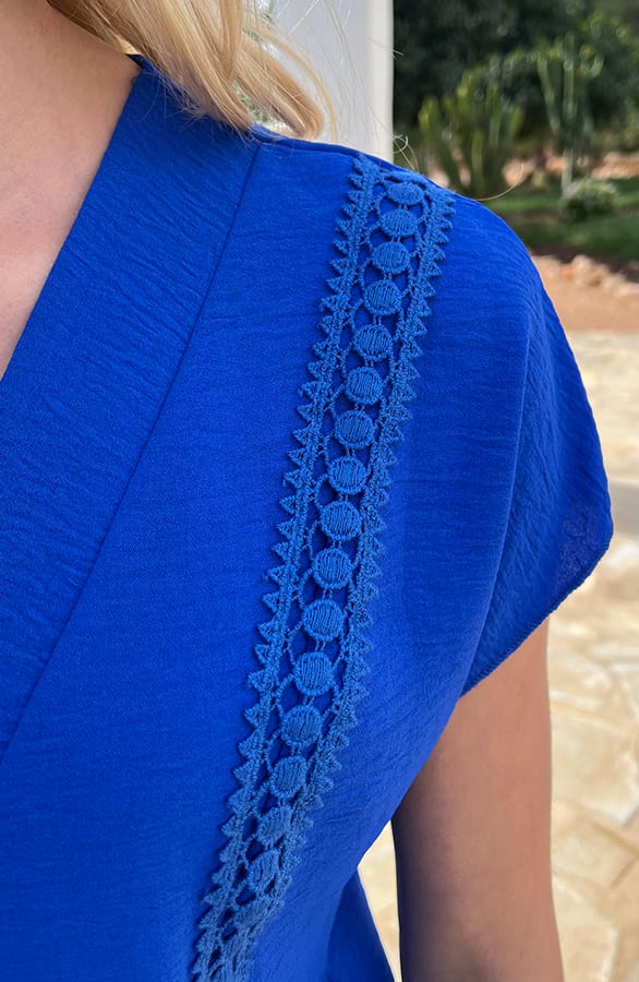 Detailed V-Hals Top Rosie Kobalt – shirts & tops — foto 5