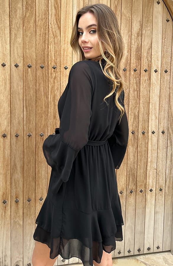 Elegant Ruffle Jurk Suus Zwart – alle jurkjes — foto 3