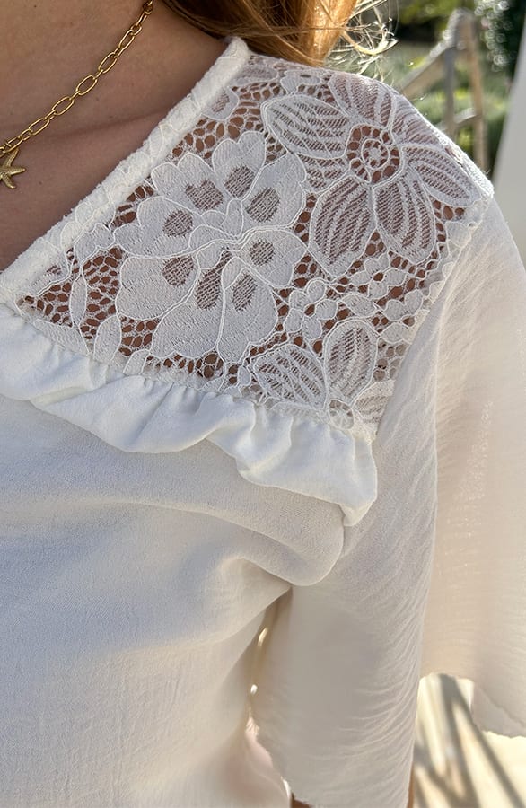 Elegant Ruffle Lace Top Sanne Ecru – shoparchief — foto 7