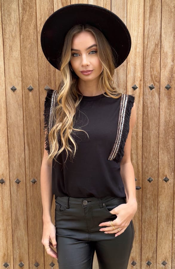 Gouden Detail Top Aileen Zwart – shoparchief — foto 4