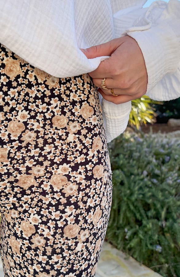 Janine Flared Broek Flower Dark Beige – shoparchief — foto 3