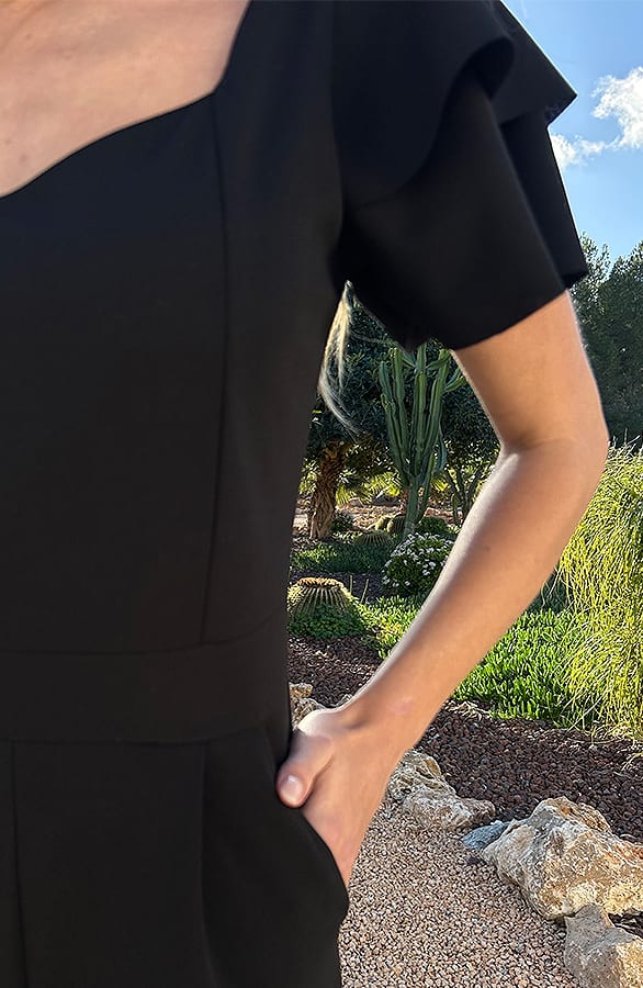 Ruffle Scuba Jumpsuit Rachel Zwart – shoparchief — foto 8