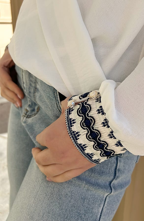 Blouse Lize Ecru Navy – shoparchief — foto 10