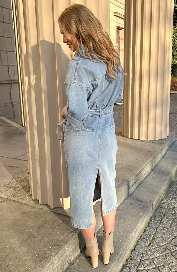 Denim jurk met split – shoparchief — foto 3