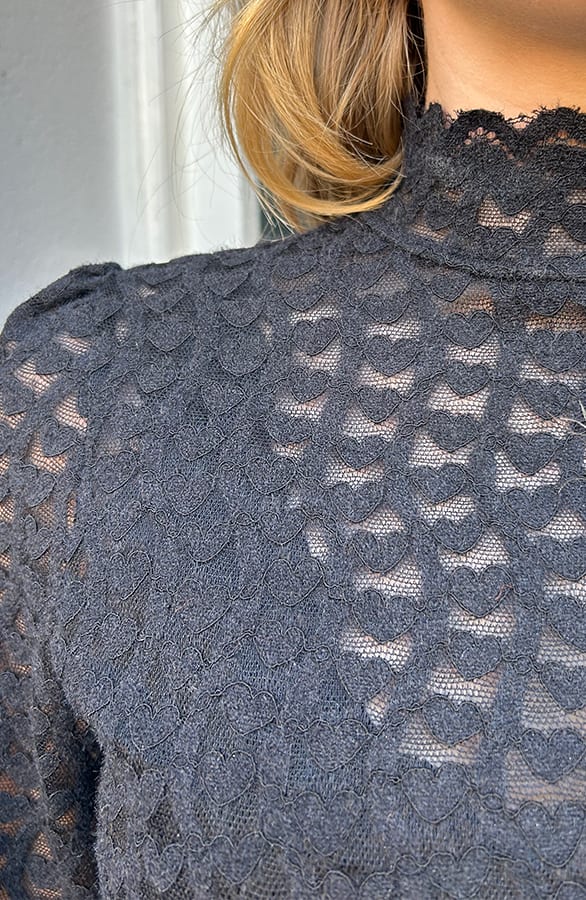 Long Sleeve Hartjes Mesh Top Tess Zwart – shirts & tops — foto 13