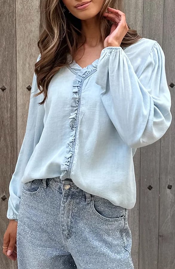 Ruffle Blouse Sheila Denim Light Blue – shoparchief — foto 4