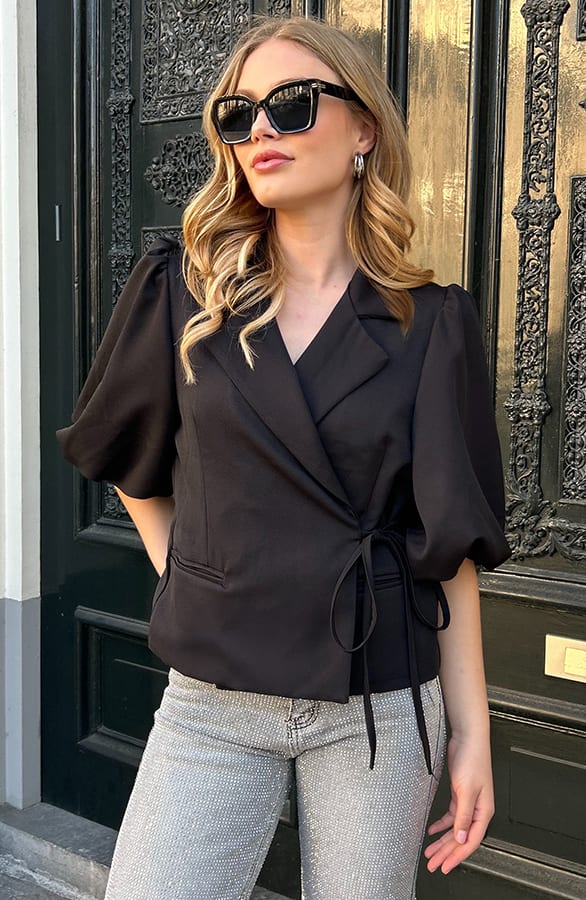 Pofmouwen Wrap Blazer Short Sleeve Zaya Zwart – blazers — foto 10