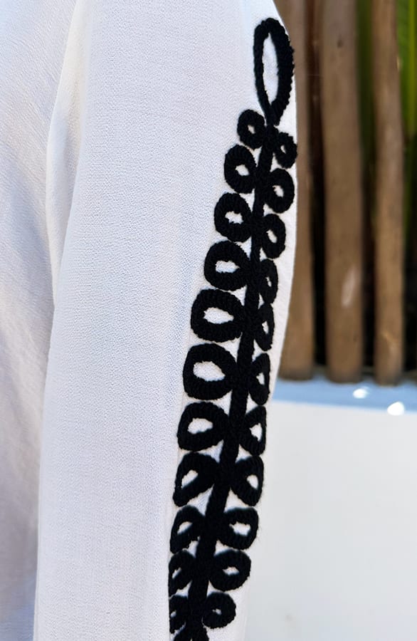 Embroidery Oversized Blouse Danouk Ecru – kleding — foto 7