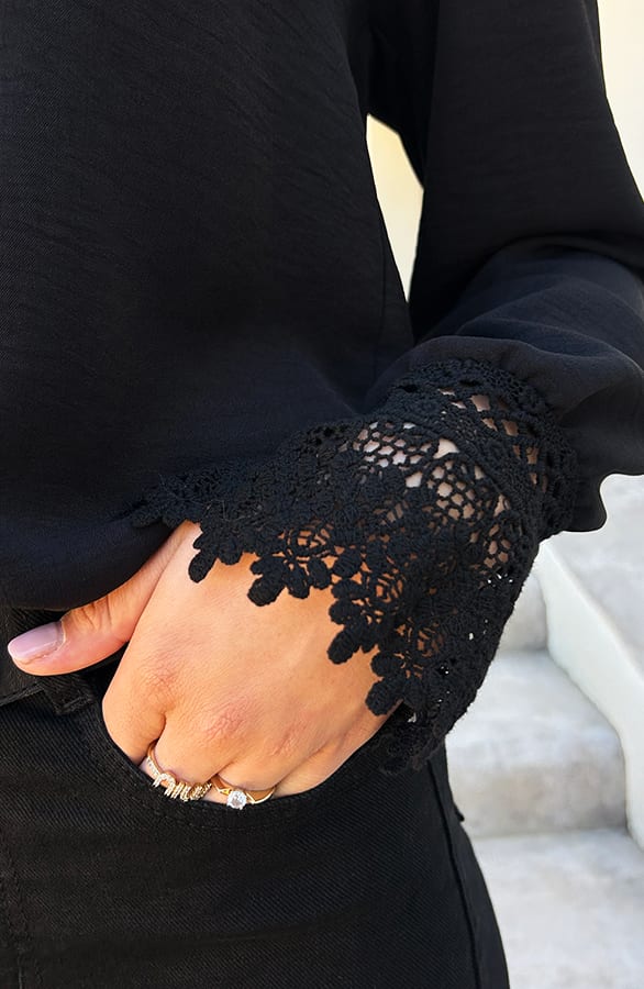 Lace Detail Blouse Janee Zwart – kleding — foto 11