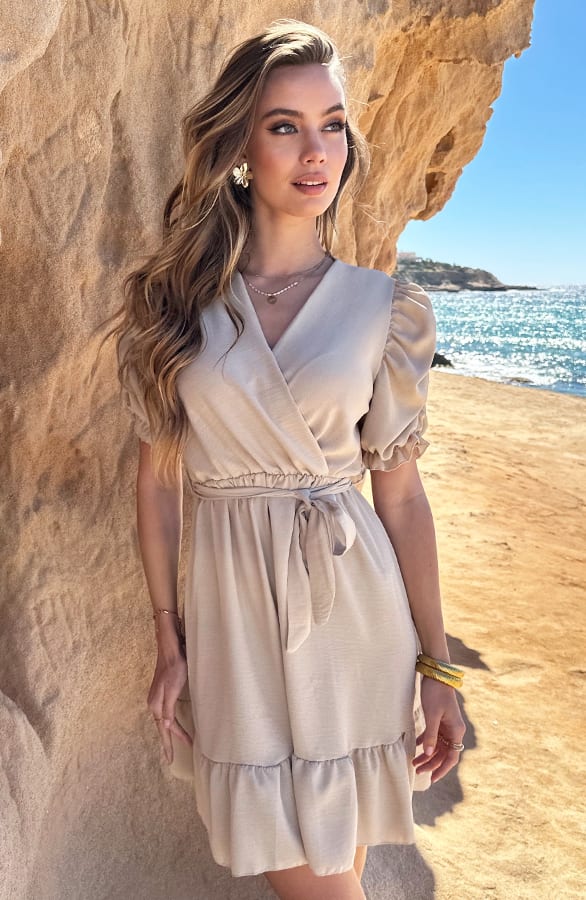 Pofmouwen V-Hals Jurk Romy Beige – alle jurkjes — foto 7
