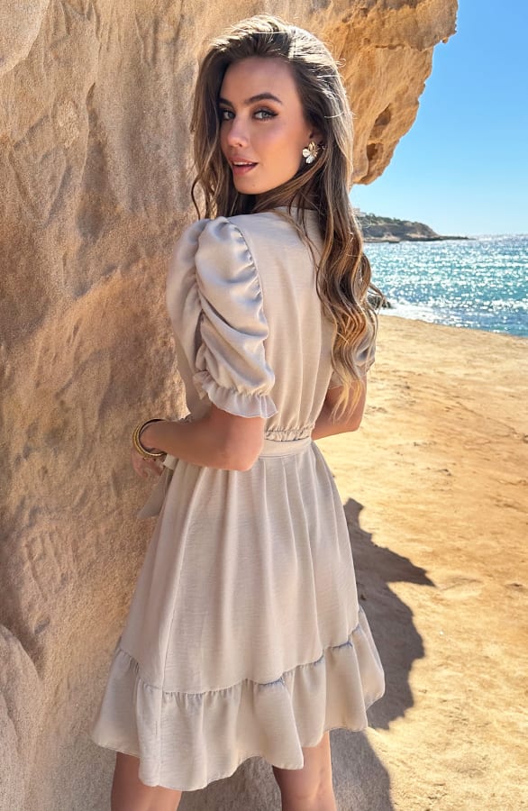 Pofmouwen V-Hals Jurk Romy Beige – alle jurkjes — foto 4