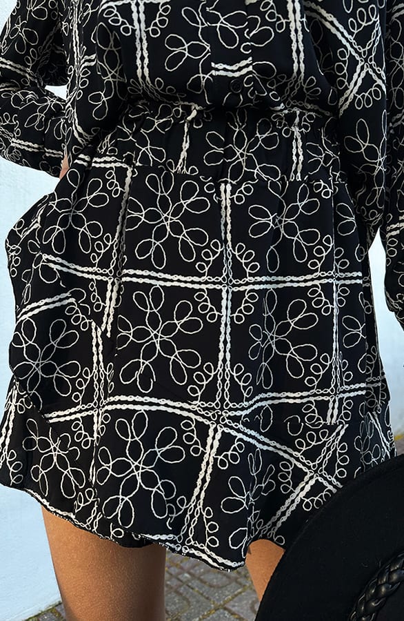 Skort Met Details Djedi Flower Black – shoparchief — foto 7