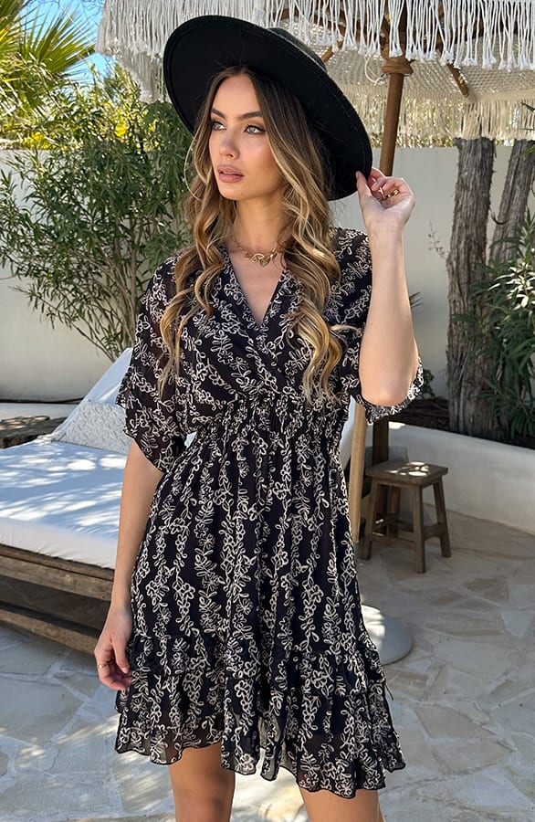V-hals Flower Print Dress Marrit Zwart – alle jurkjes