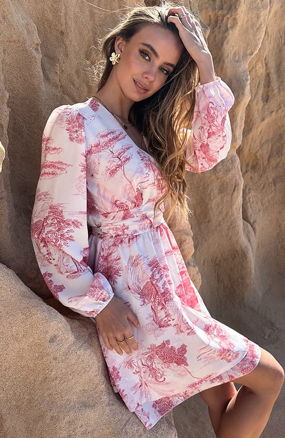 V-hals Landscape Jurk Met Strikdetail Dust Roze – alle jurkjes