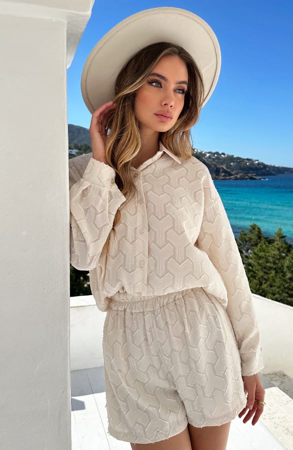 Bohemian Chevron Long Sleeve Blouse Beige – shoparchief — foto 4