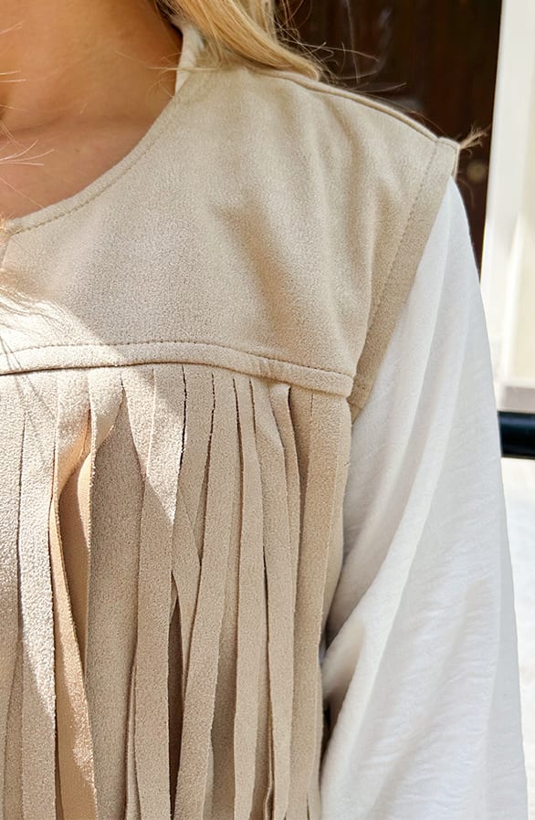 Suede Boho Franje Gilet Beige – gilets — foto 7