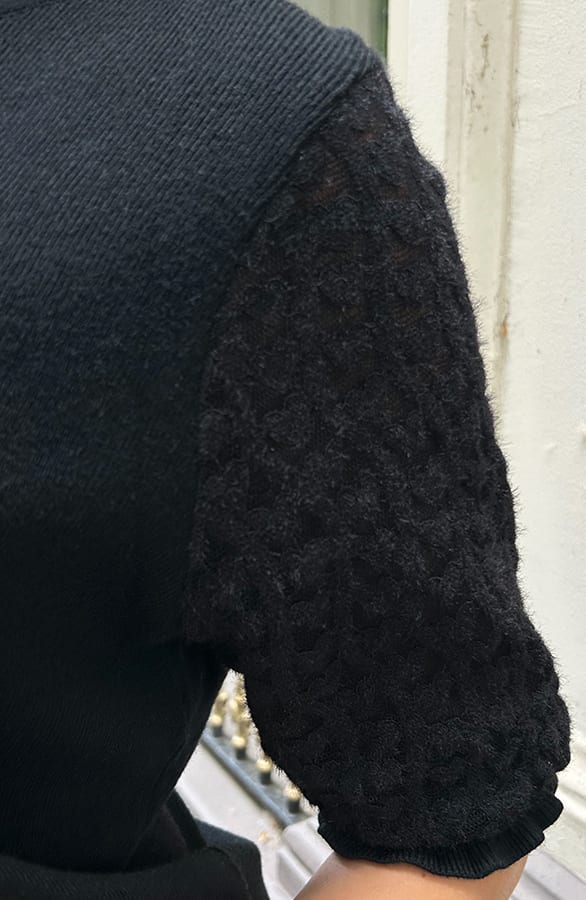 Hearts Sleeve Soft Top Zwart – shirts & tops — foto 5