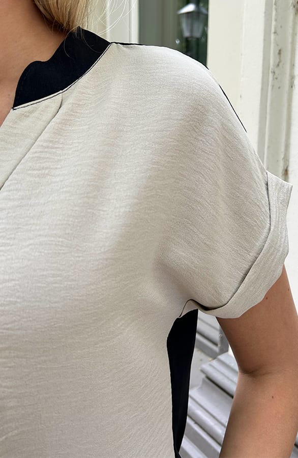 V-hals Top Met Korte Mouwen Zwart Taupe – shirts & tops — foto 8