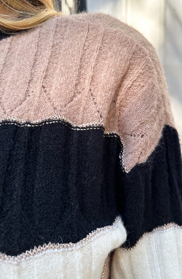 Knitted Wavy Sweater Camel – truien — foto 5