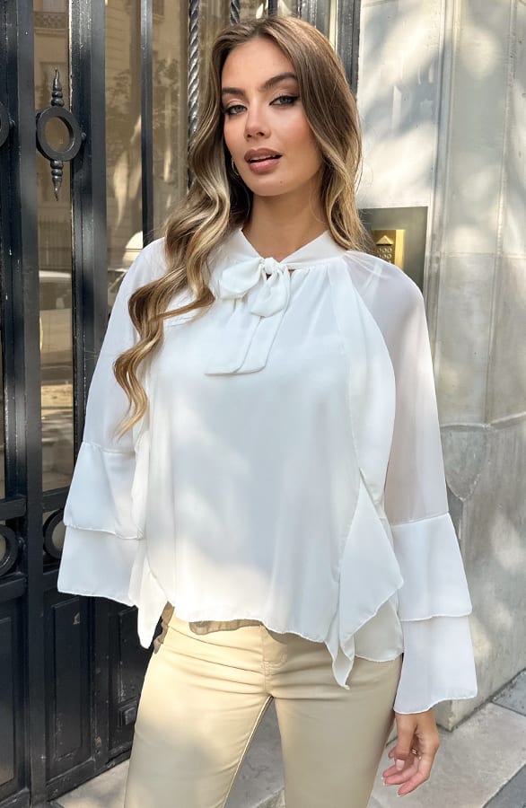 Ruffle Elegance Blouse Ecru – kleding — foto 3