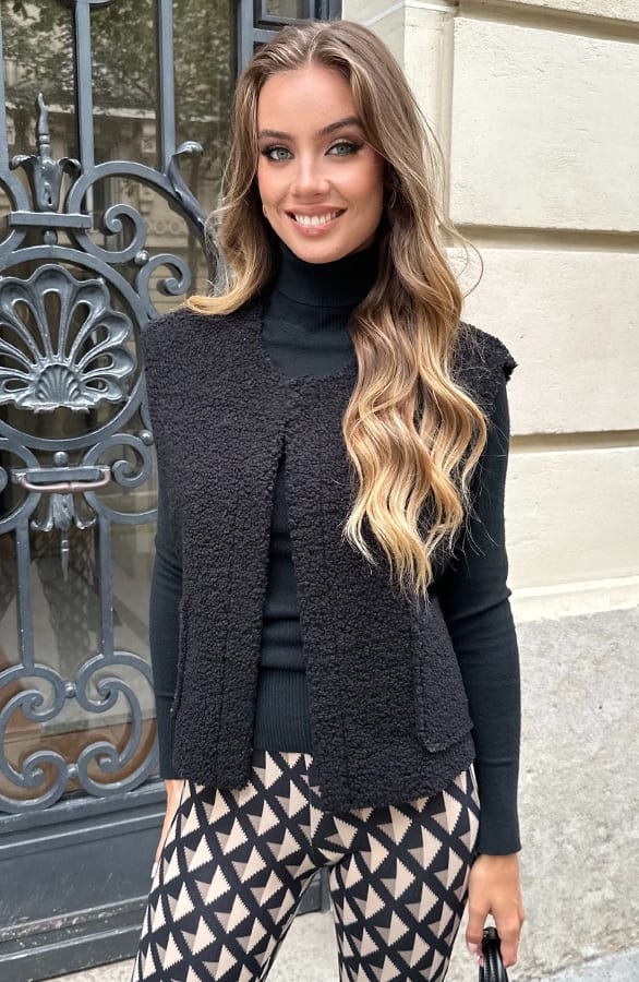 Teddy Gilet Tara Zwart – shoparchief — foto 2