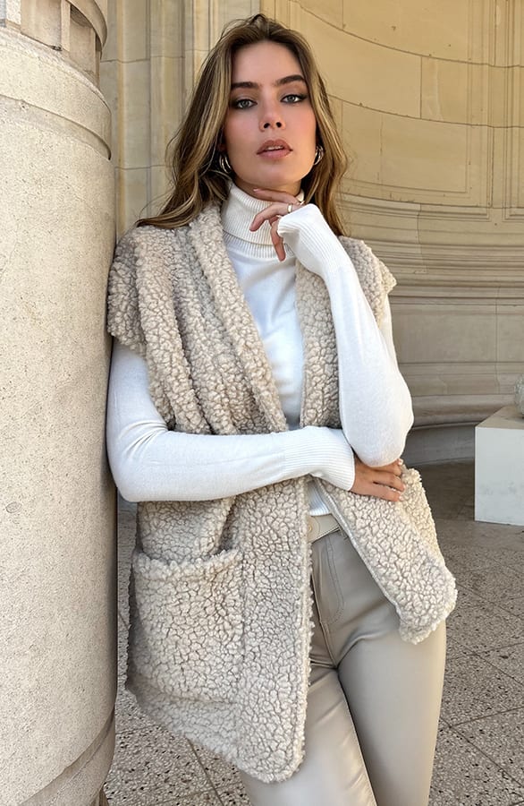 Teddy Gilet Pocket Lou Beige – shoparchief