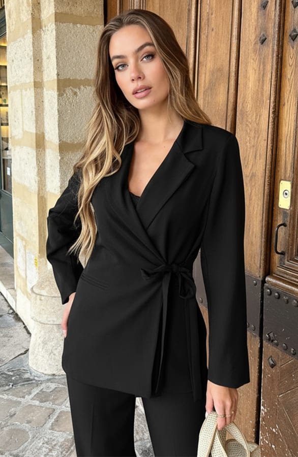 Getailleerde Blazer Met Strik Zwart