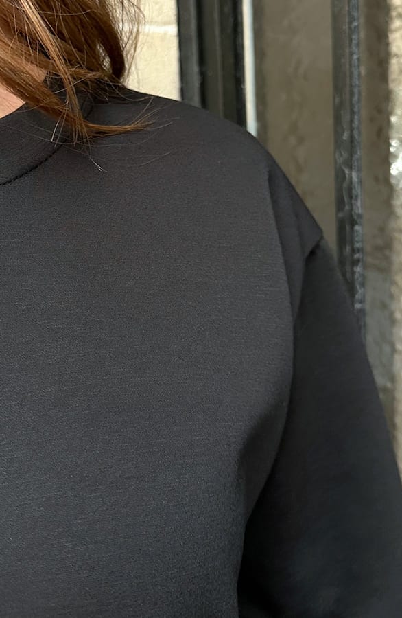 Layered Look Trui Met Blouse Zwart – truien — foto 4