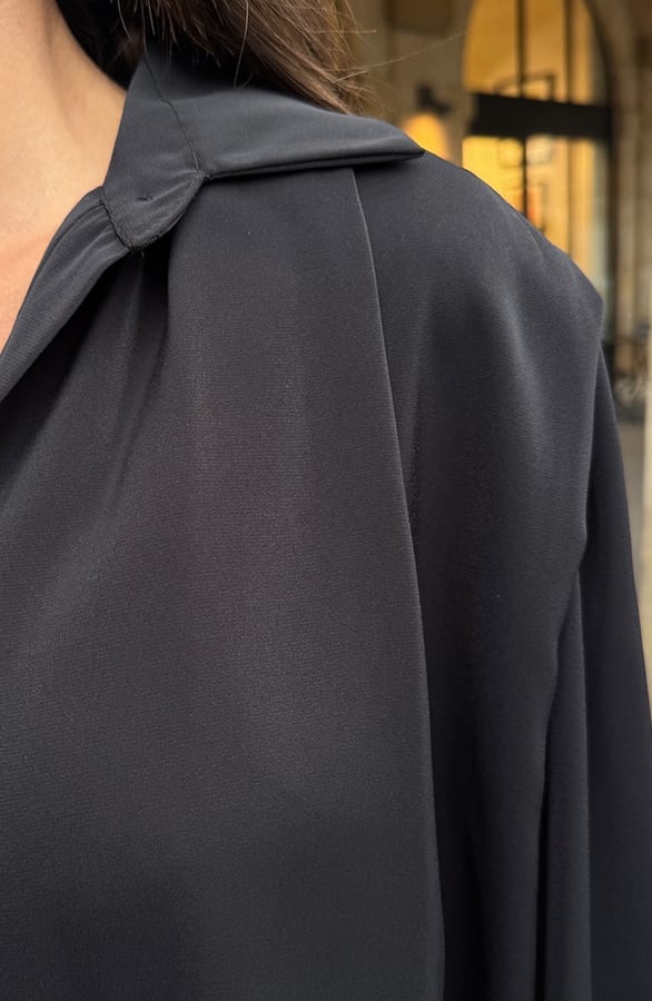Longsleeve Crop Blouse Zwart – shirts & tops — foto 4