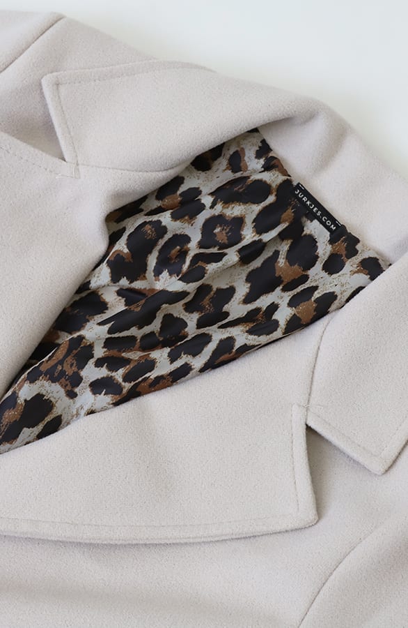Mantel Met Leopard Voering Beige – shoparchief — foto 7