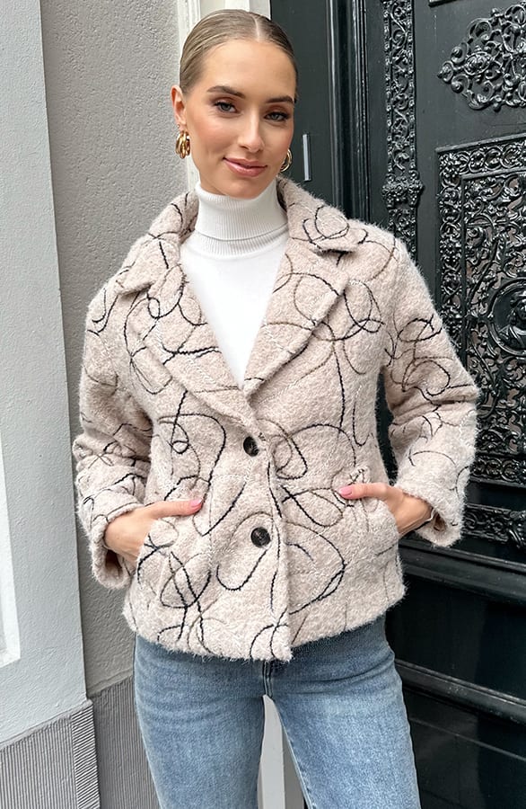 Statement Design Jacket Beige – jassen