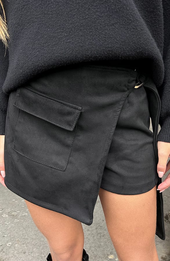 Suedine Skort Met Riem Zwart