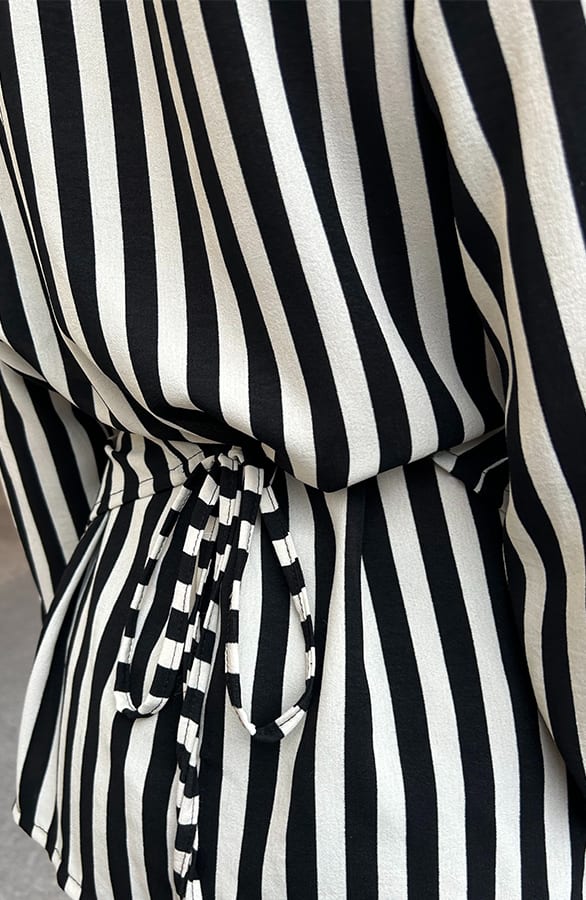 Wrap Blouse Black Stripe – shirts & tops — foto 6