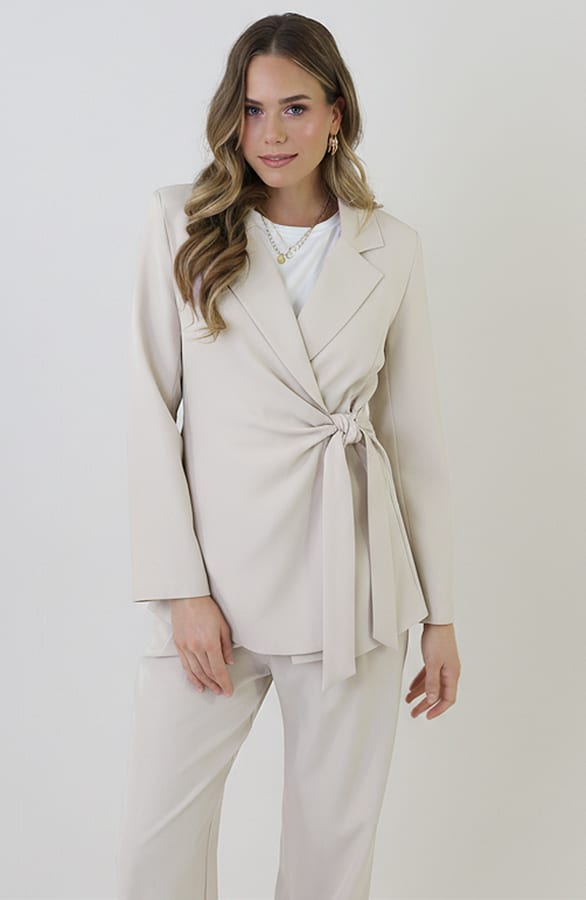 Getailleerde Blazer Met Strik Beige – vesten — foto 6