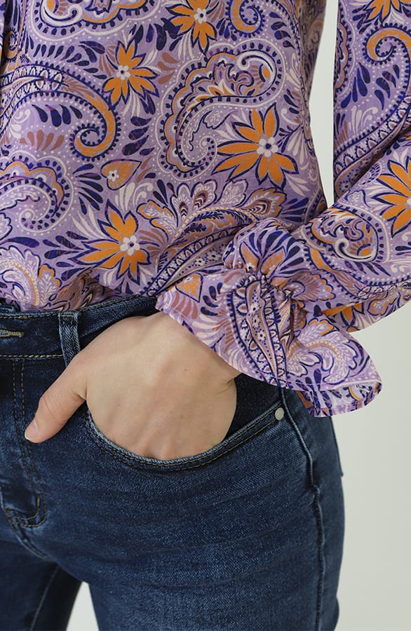 Button V-neck Paisley Blouse Lila – kleding — foto 7