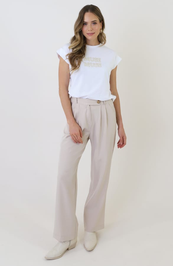 Muse Graphic Tee Ecru – shirts & tops — foto 9