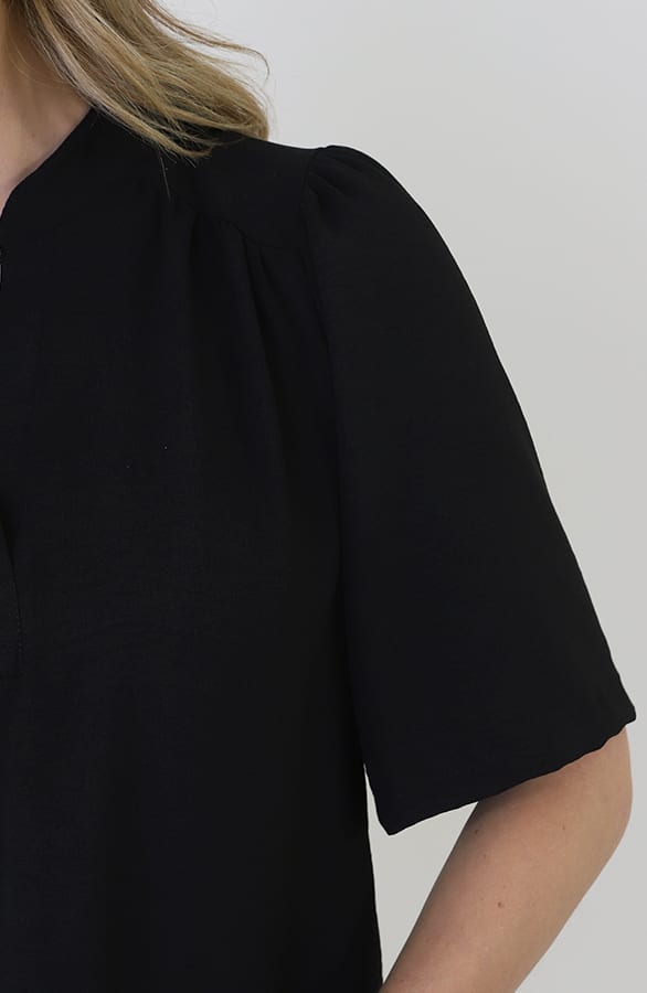 Poppy V-Neck Top Zwart – shirts & tops — foto 8