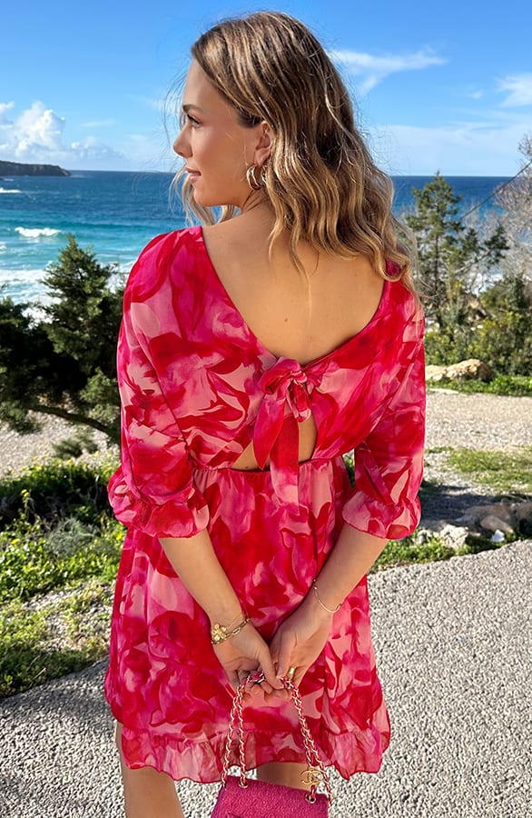 Back Bow Ruffle Dress Koraal – alle jurkjes — foto 2