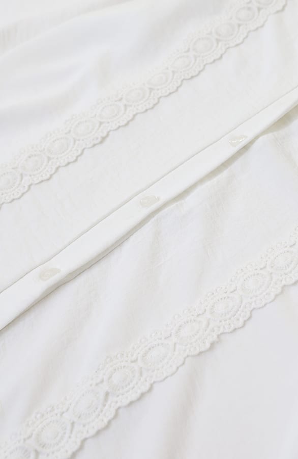 Minimal Lace Blouse Ecru – kleding — foto 8