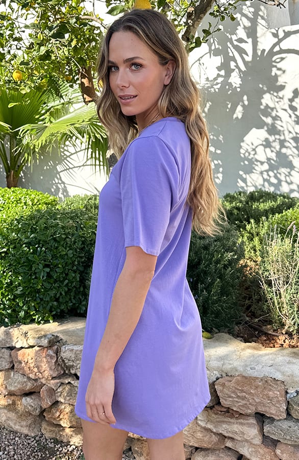 Slim Fit Tee Dress Lila – alle jurkjes — foto 3