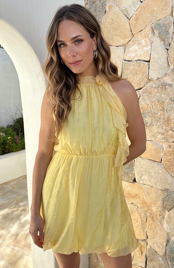 Soft Halter Dress Butter Yellow – alle jurkjes — foto 4