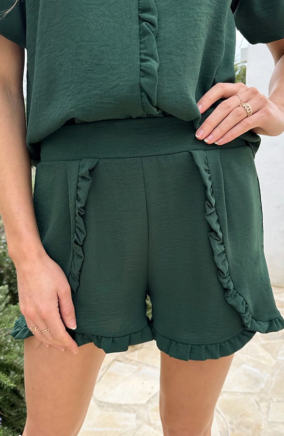 Maevy Ruffle Short Emerald