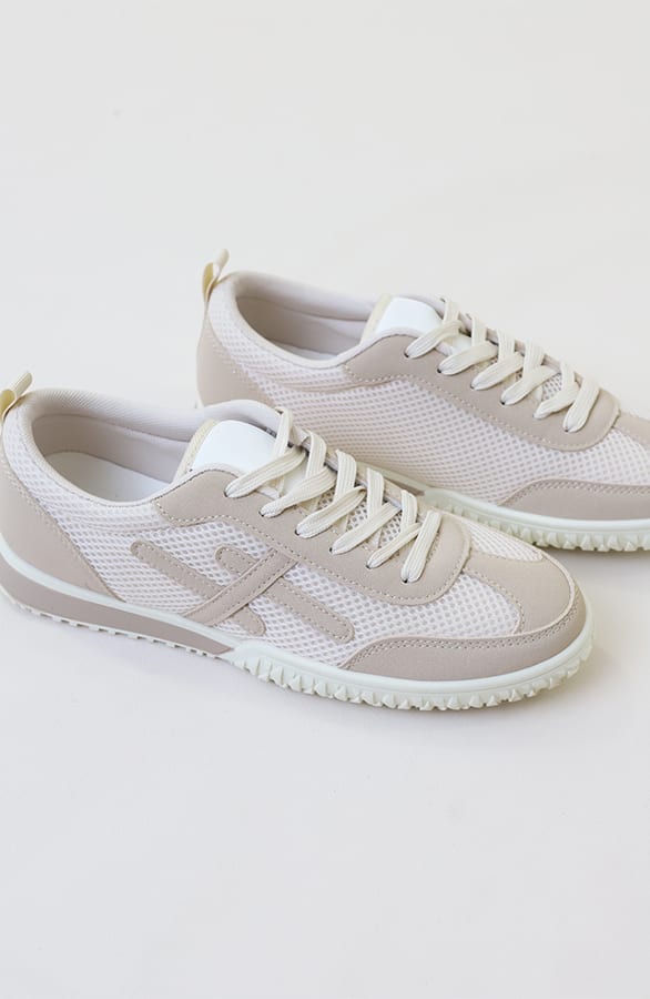 Mesh Sneakers Beige – schoenen — foto 2