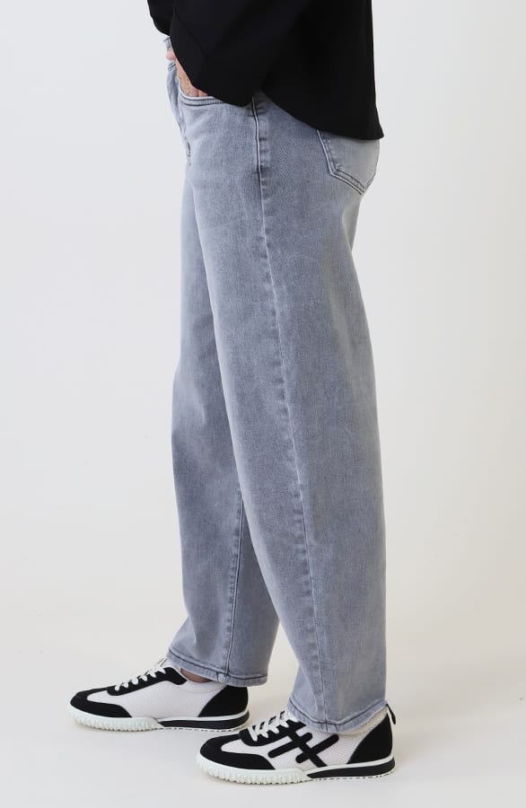 Mid Rise Barrel Jeans Grey — foto 6