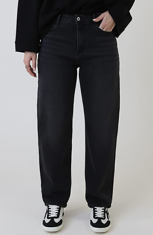 Mid Rise Barrel Jeans Washed Black — foto 6