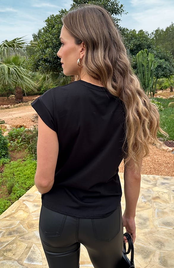 Muse Embroidery Tee Zwart – shirts & tops — foto 3