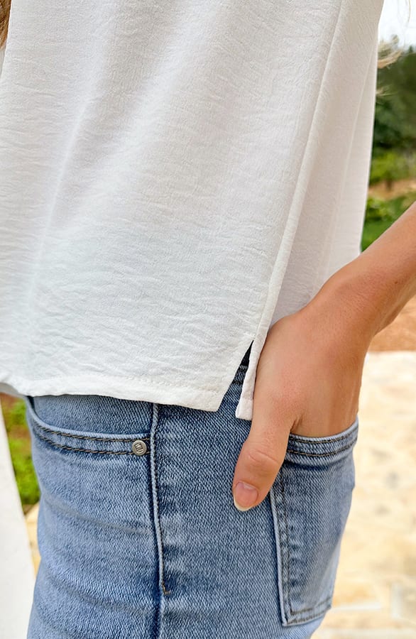 Poppy V-Neck Top Ecru – shirts & tops — foto 4
