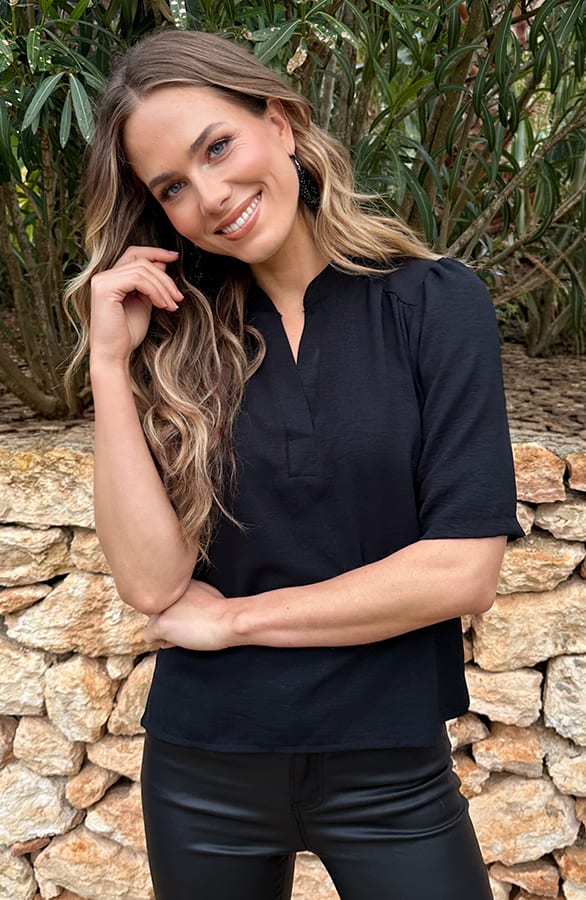 Poppy V-Neck Top Zwart – shirts & tops — foto 4