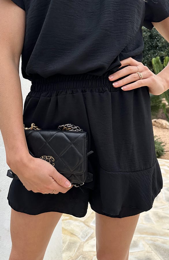 Ruffle Skort Zwart – shorts — foto 7